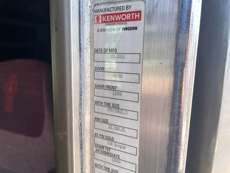 2012-kenworth-t660-image-58