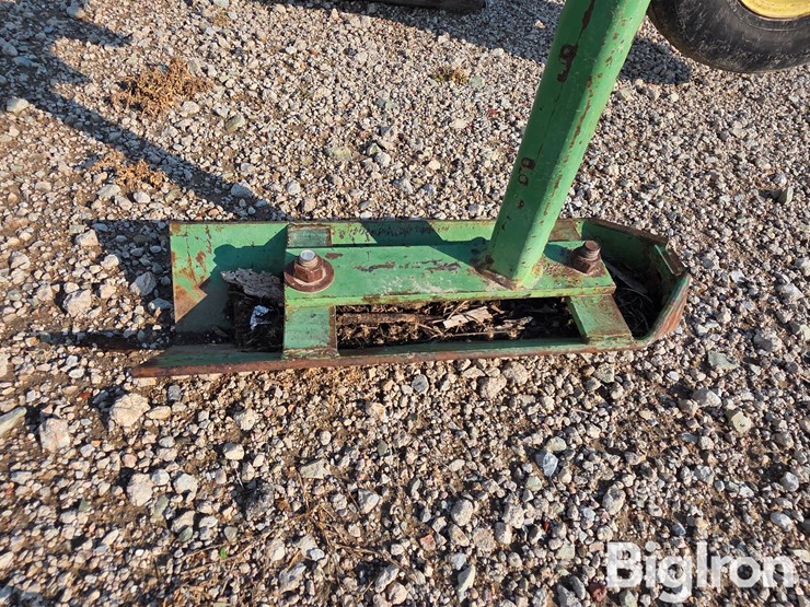 john-deere-48-image-10