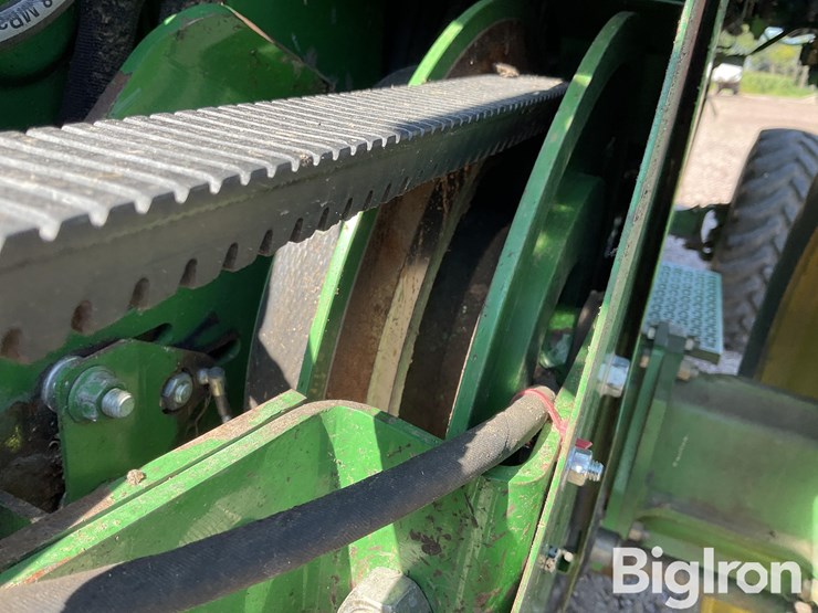 2005-john-deere-9660-sts-image-15