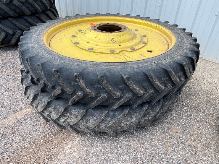 deere-tires-image-2