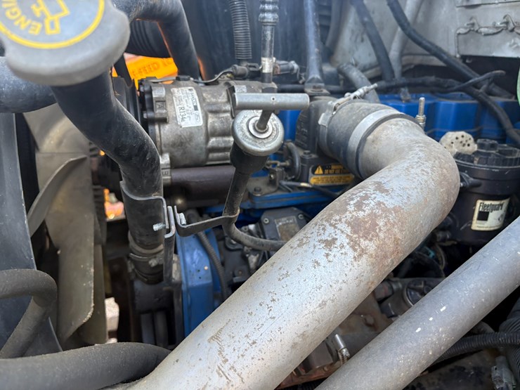 2000-ford-f750-image-39