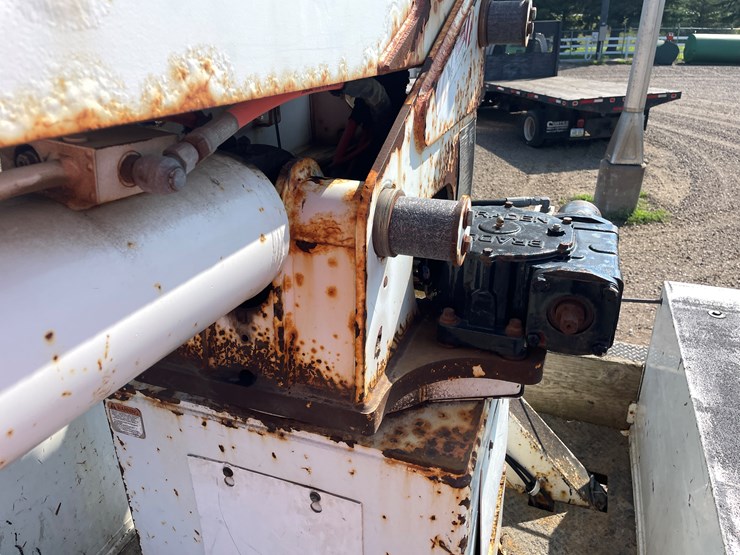 2008-ford-f750-image-46