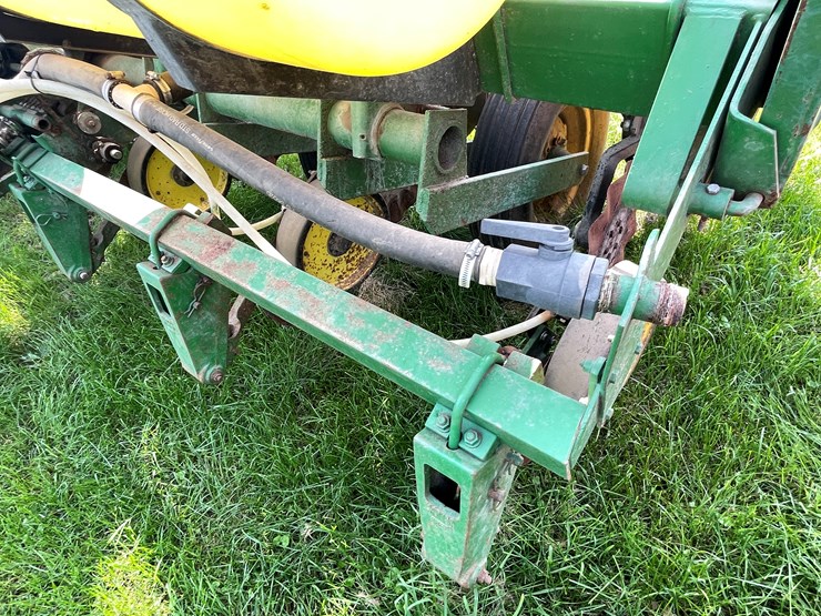 john-deere-7000-image-2