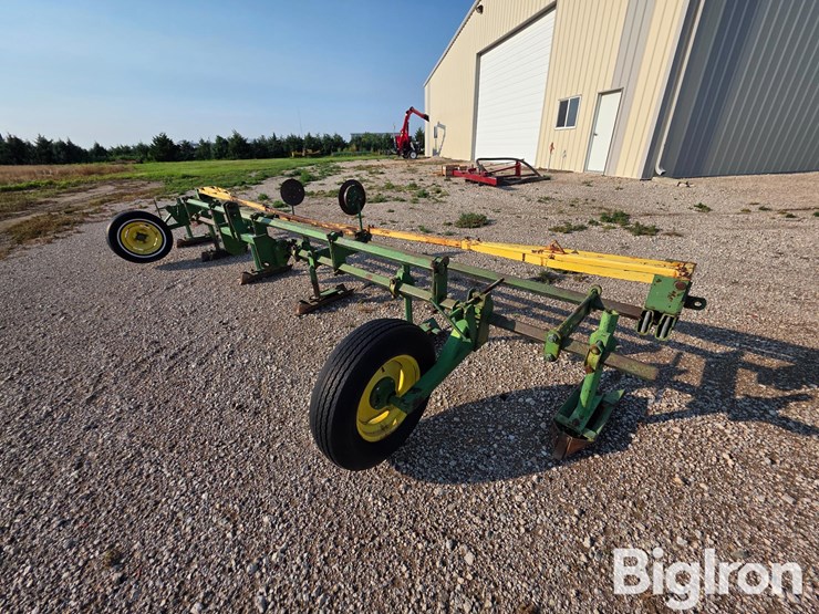 john-deere-48-image-1