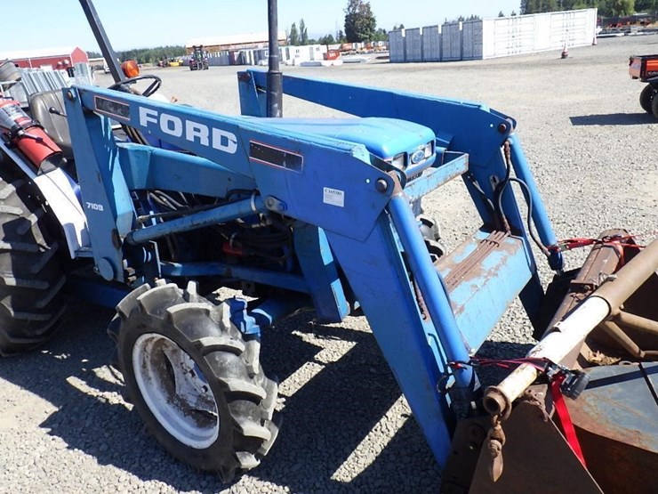 ford-2120-image-11