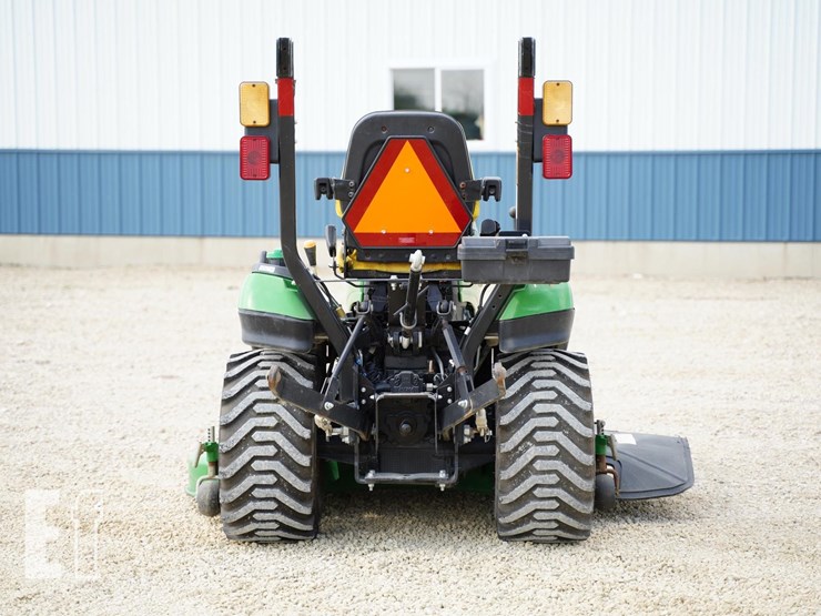 2019-john-deere-1025r-image-6