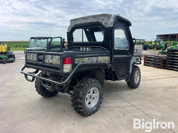 2011-john-deere-gator-image-5