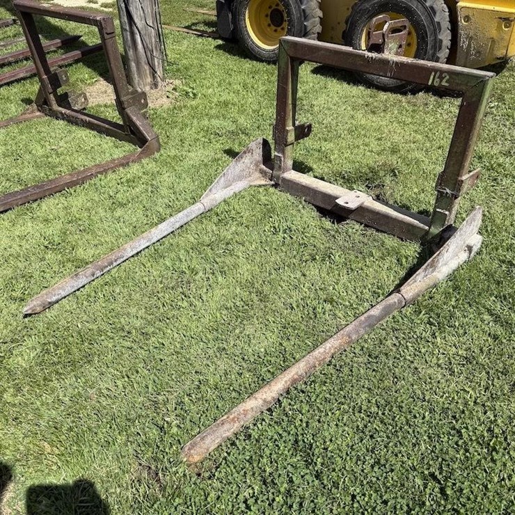 Bale Carrier