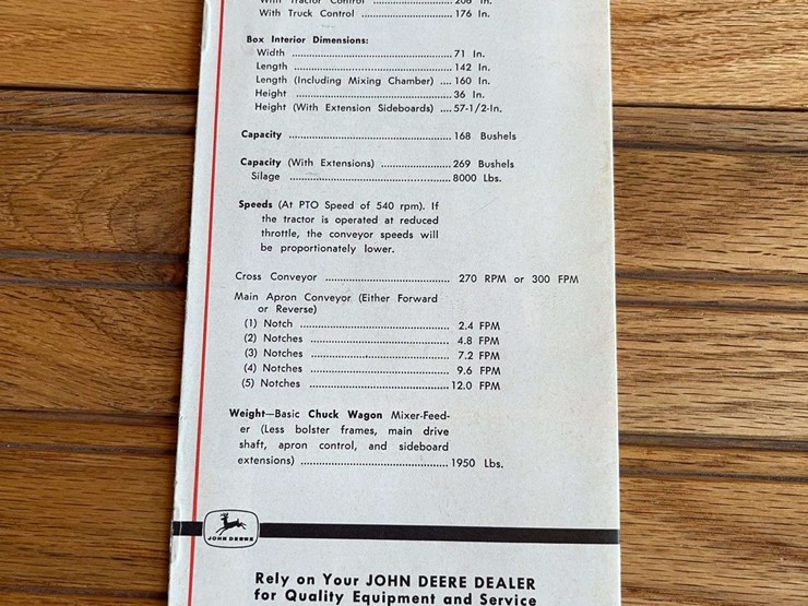 (2)-john-deere-wagon-sales-literature-image-6