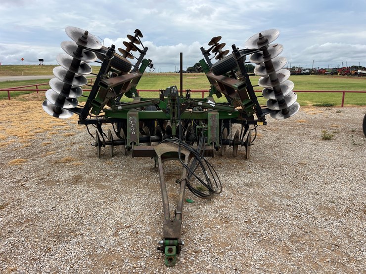 1989-john-deere-630-image-4
