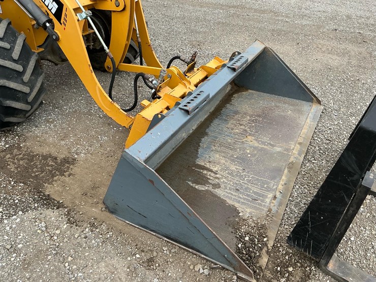 #1401-•-2019-gckm-wheel-loader*-image-40