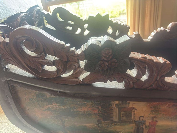 sled-with-ornate-painting-image-12