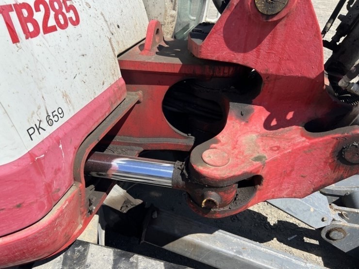 2014-takeuchi-tb285-image-20