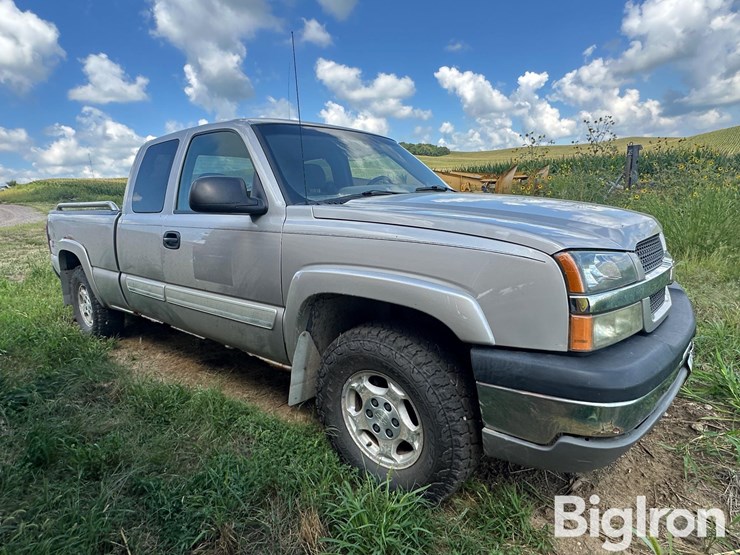 2004-chevrolet-silverado-1500-image-3