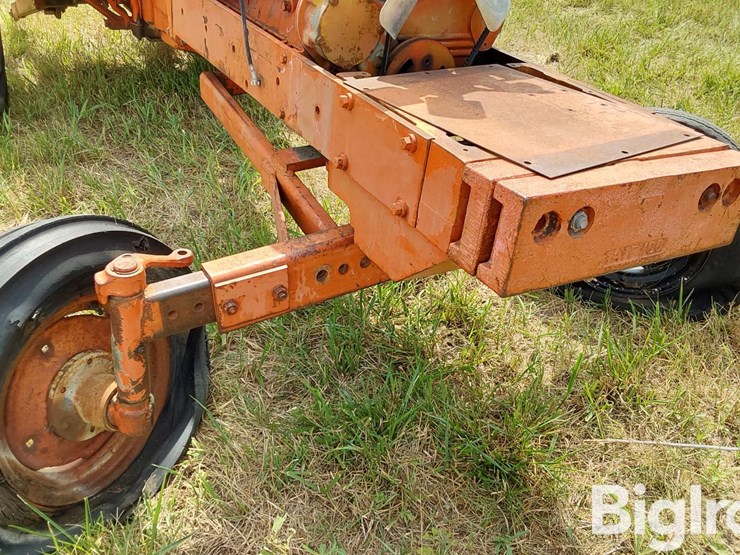 1970-allis-chalmers-180-image-10