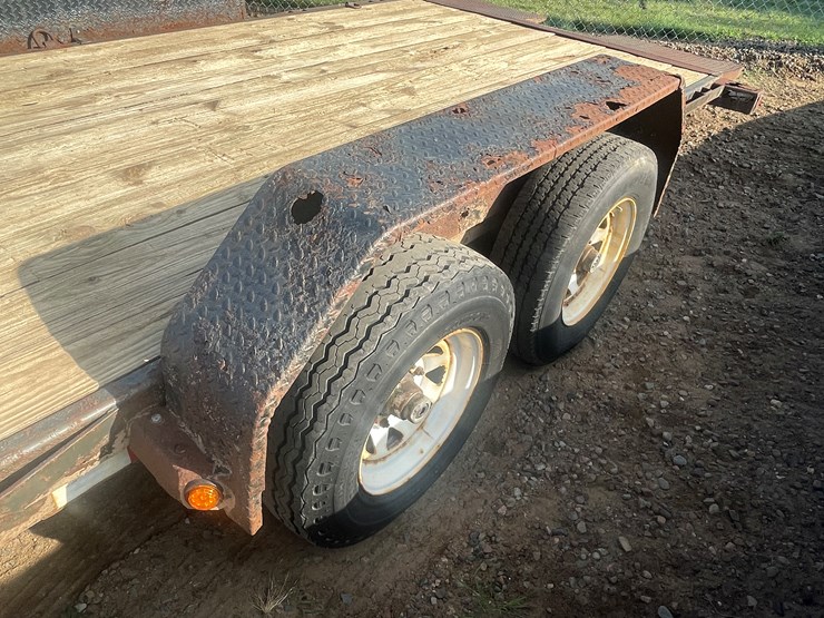 2010-gooseneck-load-trail-image-11