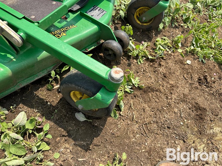 john-deere-f620-image-16