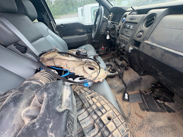 2013-ford-f150-image-24