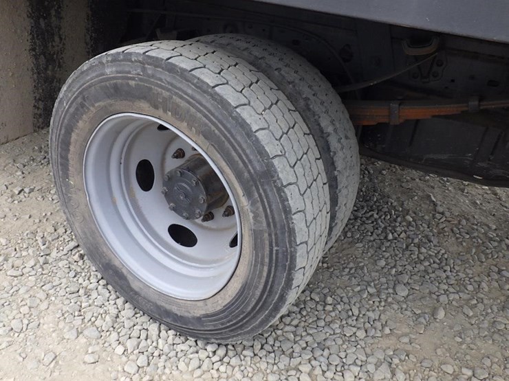 1999-ford-f450-image-30