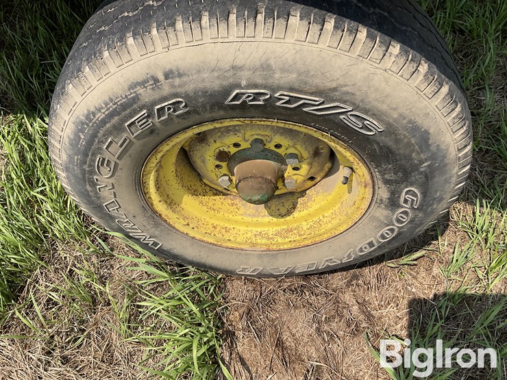 john-deere-1064-image-17