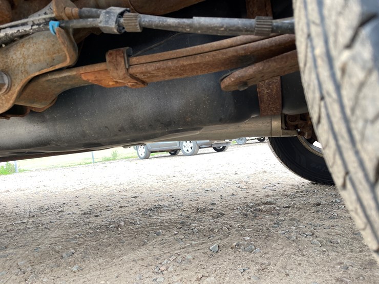 2010-ford-f150-xlt-image-14