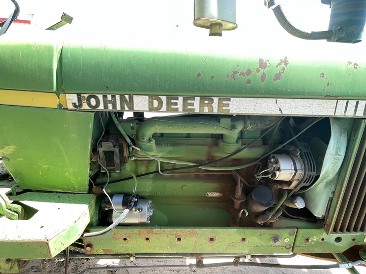 john-deere-2940-image-34