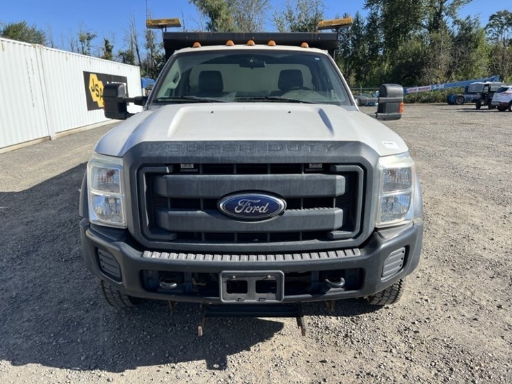 2014-ford-f550-image-8