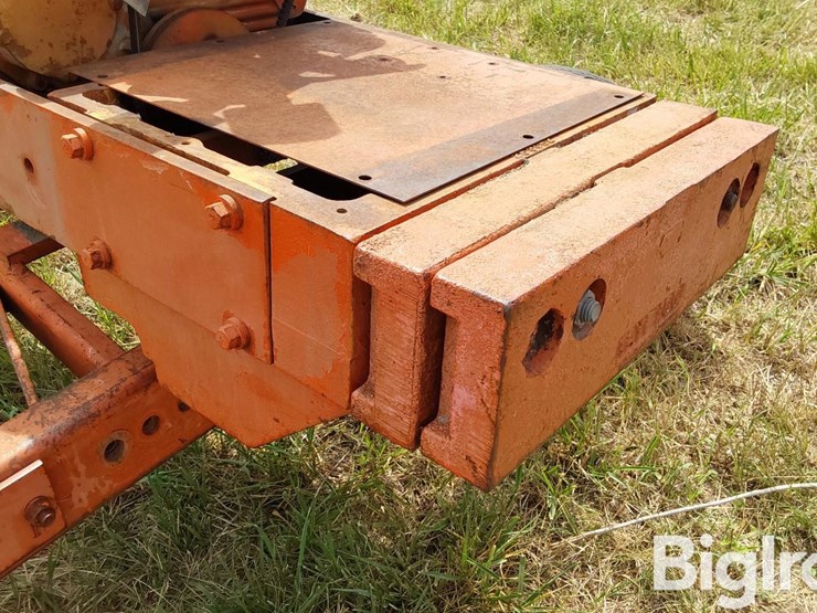 1970-allis-chalmers-180-image-18
