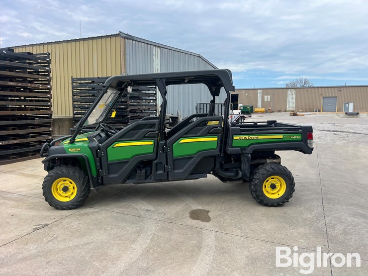 2016-john-deere-gator-image-8