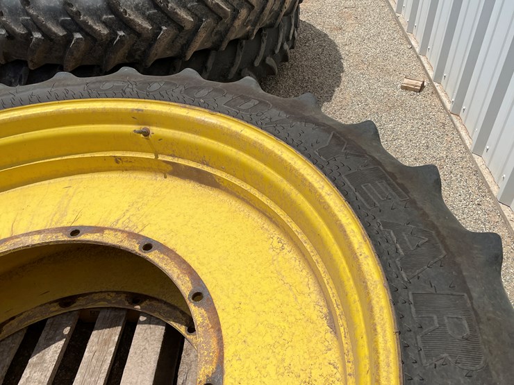 deere-tires-image-5
