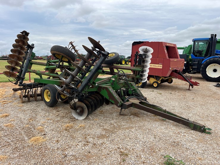 1989-john-deere-630-image-7