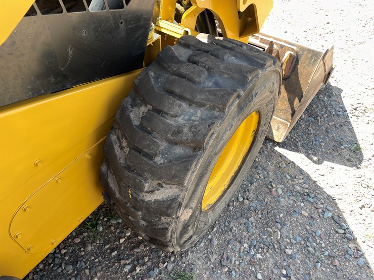 caterpillar-236-image-13