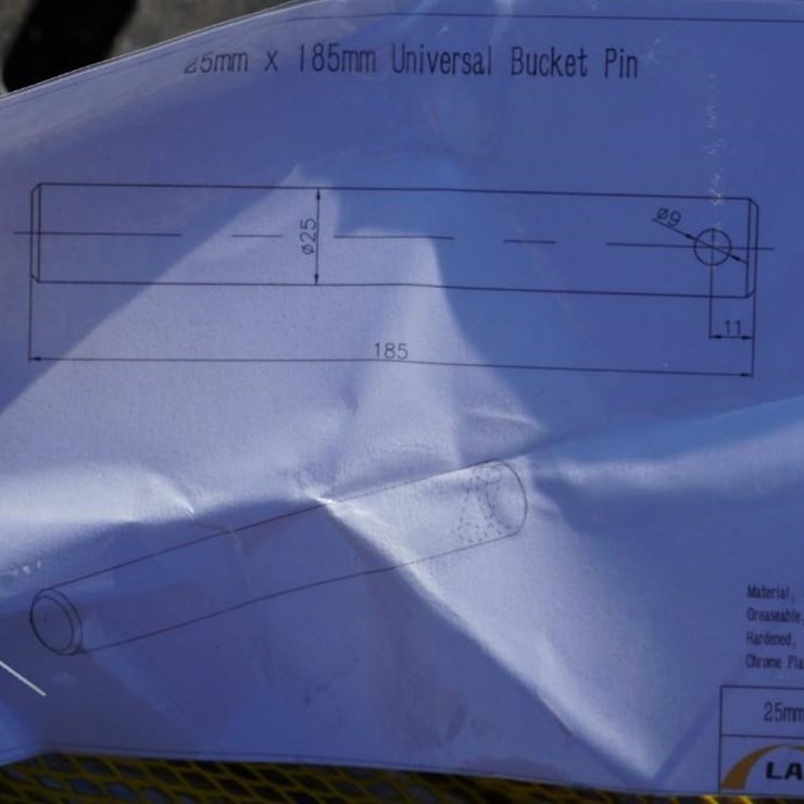 #4055 • Unused 2024 Landhero 25mm Universal Bucket Pin