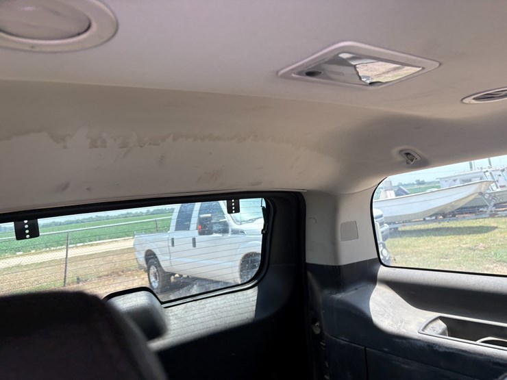 2013-chevrolet-tahoe-image-20