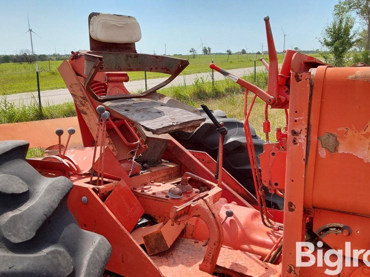 1970-allis-chalmers-180-image-11