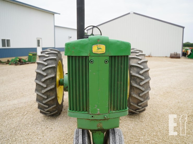 john-deere-720-image-14