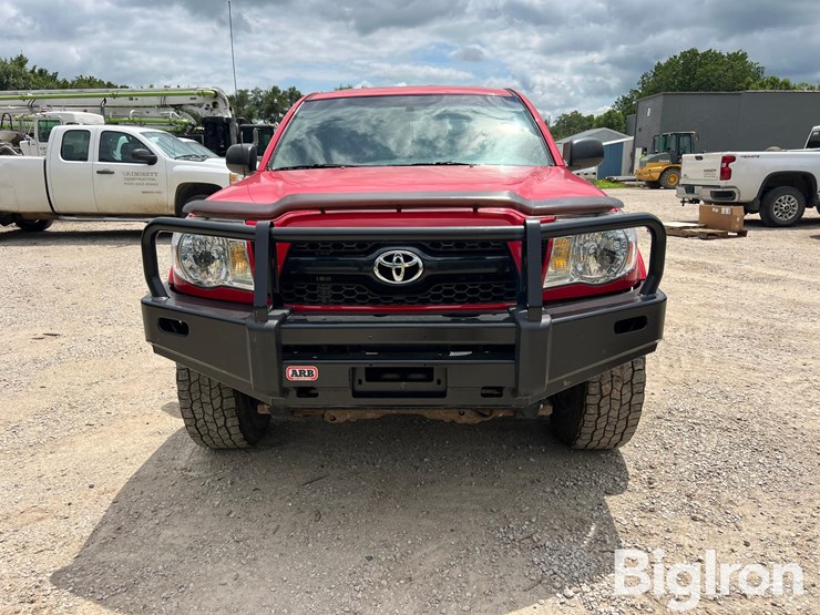 2006-toyota-tacoma-image-2