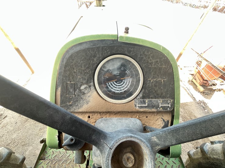 john-deere-2940-image-35