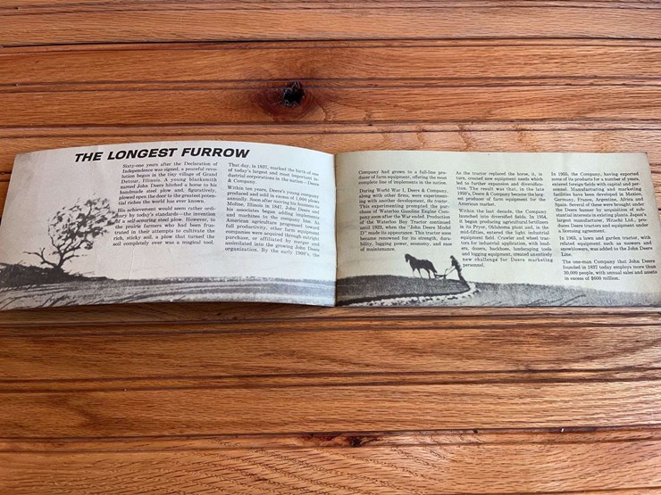 (2)-john-deere-sales-literature-image-4