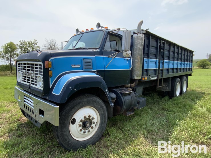 1973-gmc-9500-image-1