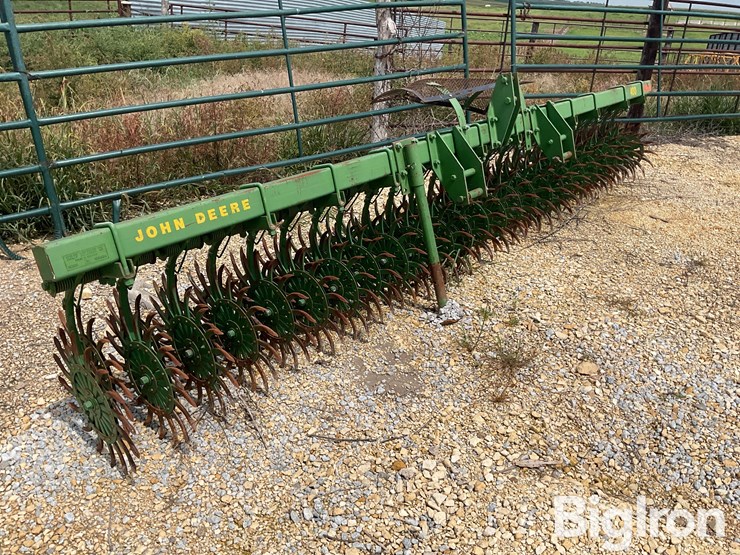 john-deere-400-image-3