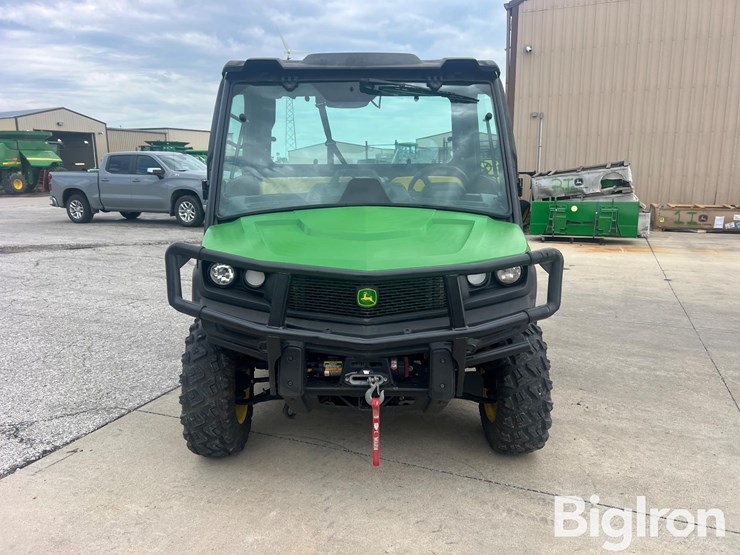2020-john-deere-2020-image-2