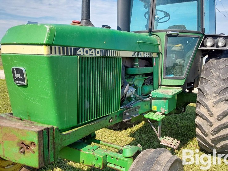 1982-john-deere-4040-image-10