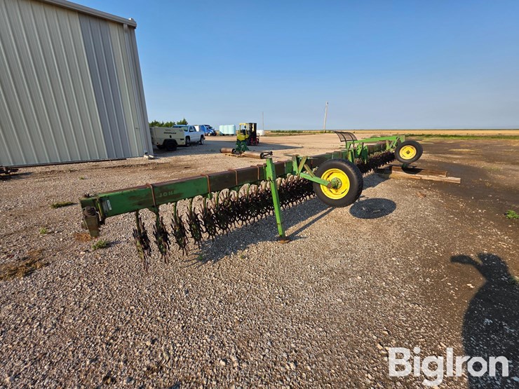 john-deere-400-image-7