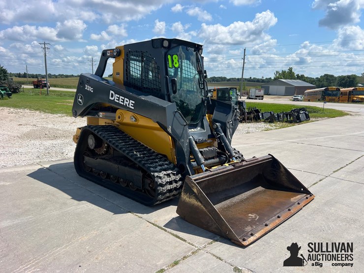 2018-deere-331g-image-3
