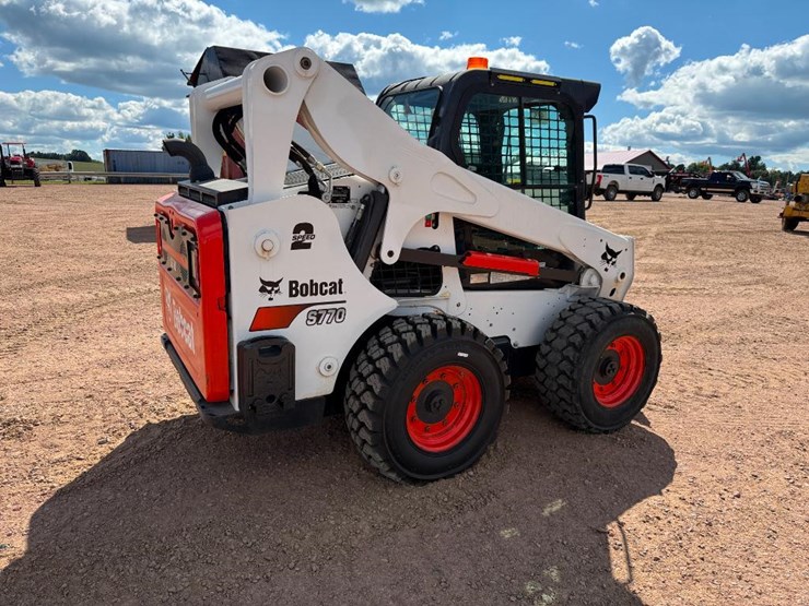 2018-bobcat-s770-image-5