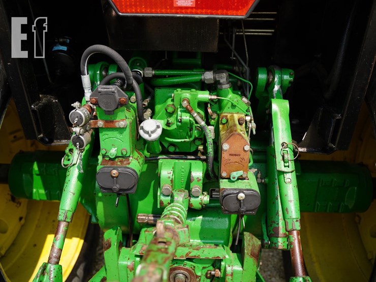 1989-john-deere-4455-image-23