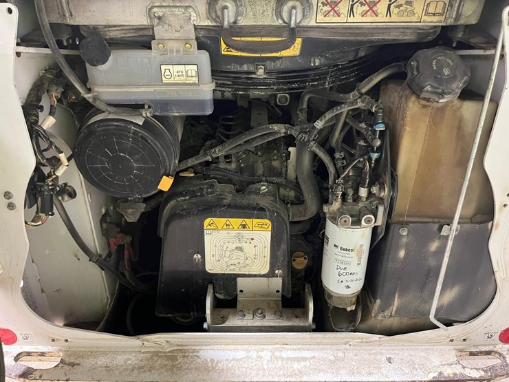 2022-bobcat-s76-image-15