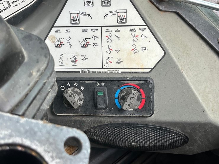bobcat-t650-image-29