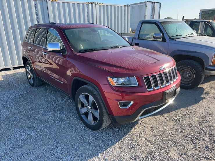 2014-jeep-grand-cherokee-limited-image-2